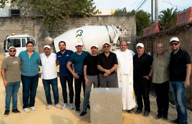 Colocan primera piedra del complejo Somos Pádel en San Pedro