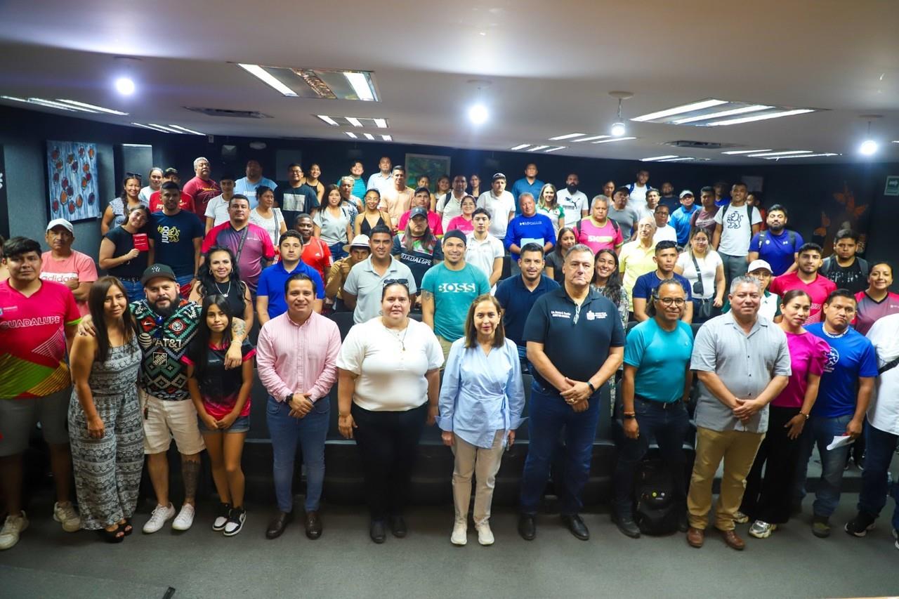 Por primera vez en la historia del deporte en Guadalupe, se otorgaron estos incentivos a los deportistas y entrenadores. Foto: Especial.