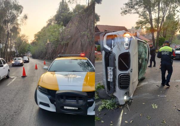 Camioneta de lujo termina volcada en Cuajimalpa, conductor la abandona