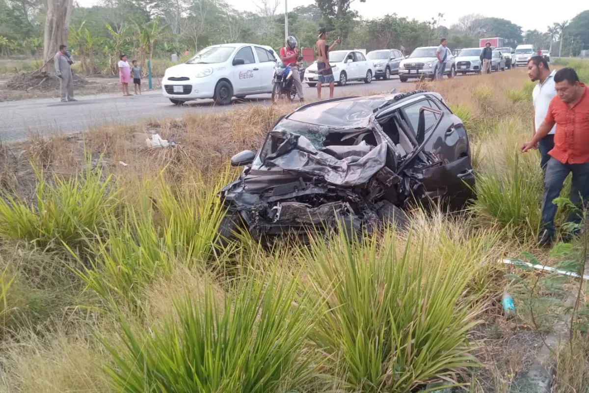 Accidente de coche en Tabasco. Foto tomada de: POSTA