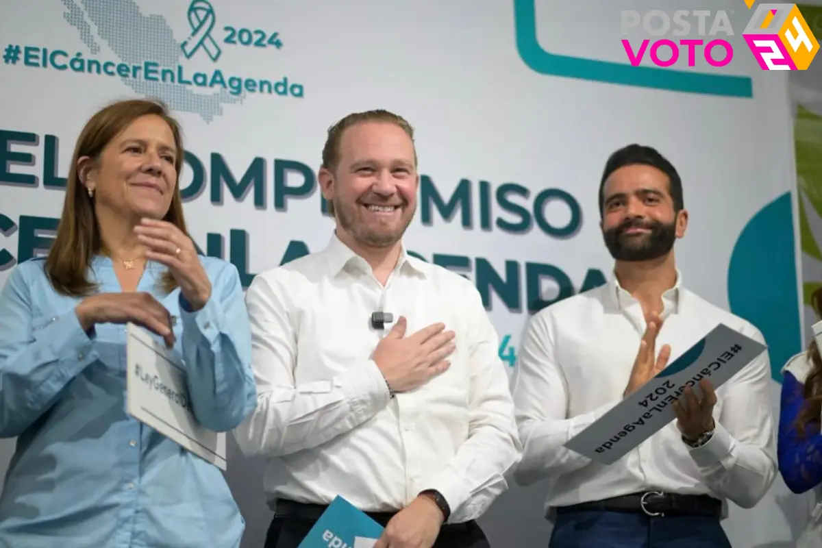 Santiago Taboada con representantes de organizaciones contra cáncer. Foto: @cancerwarriors_