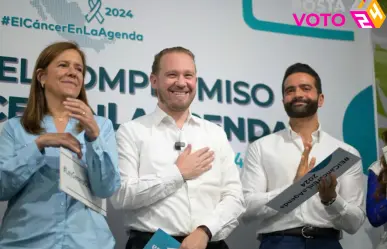 Santiago Taboada firma acuerdo clave para combatir el cáncer en CDMX