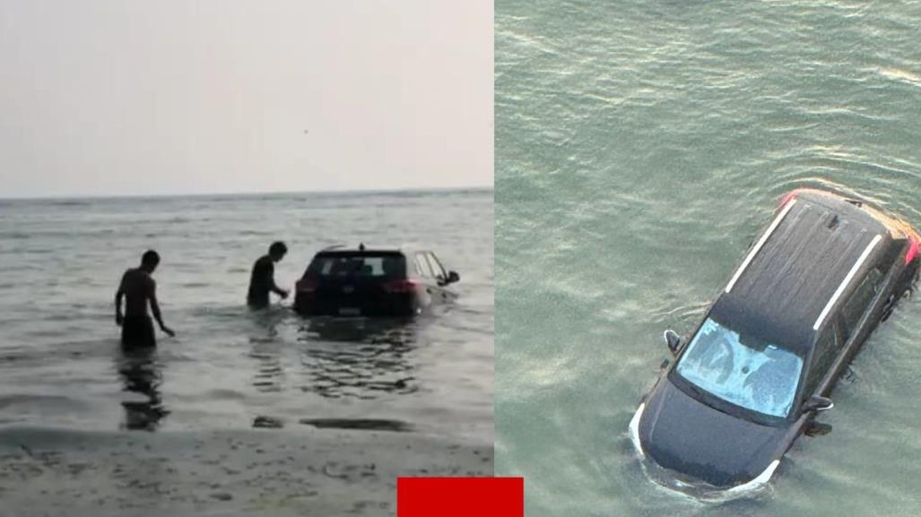 Camioneta amanece en el mar de Veracruz