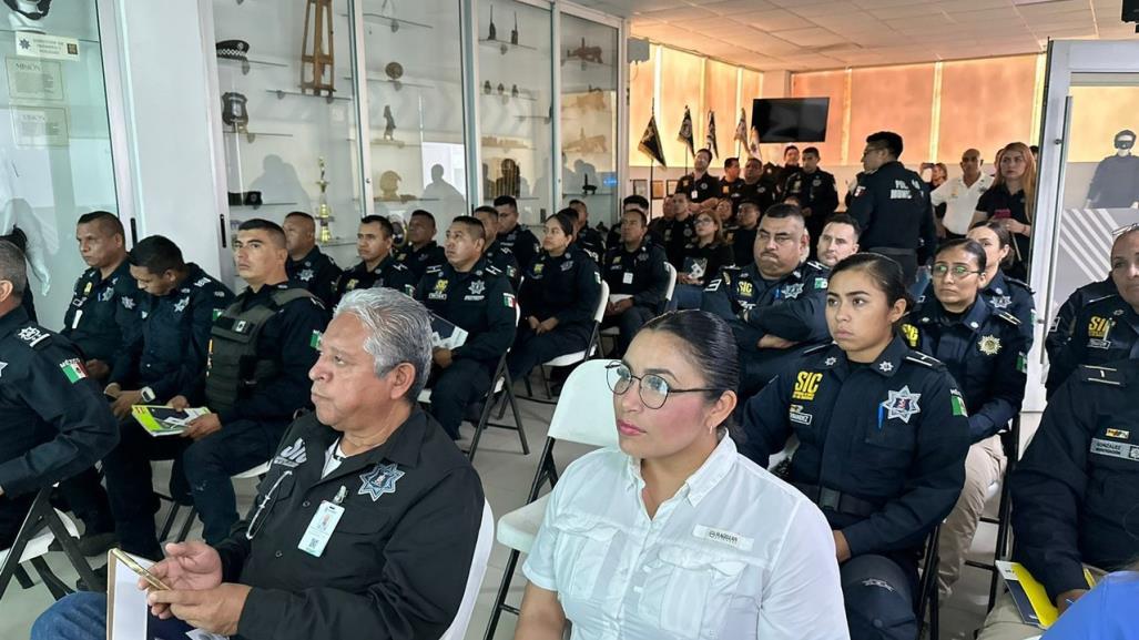 Capacitan a mandos de la Policía de Escobedo para las elecciones