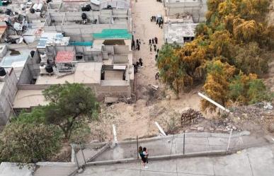 Deslizamiento de tierra en Ecatepec sepulta vivienda y causa daños materiales