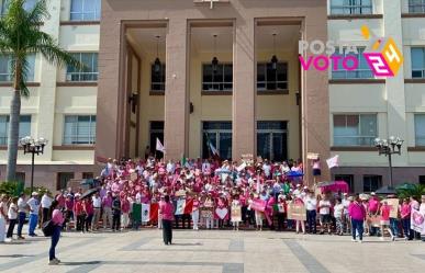 Marea Rosa se hace presente en Ciudad Victoria para defender la democracia