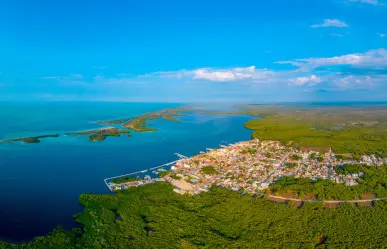 Descubre la Isla de los Itzaes: ¿Dónde está y cómo llegar?