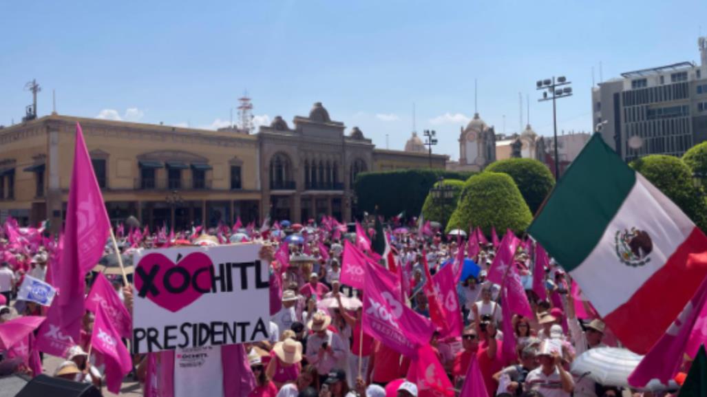 Marchan miles de personas en Marea Rosa en Guanajuato; apoyo a Xóchitl Gálvez