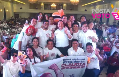 Huacho Díaz Mena refrenda compromiso con la educación de los jóvenes yucatecos