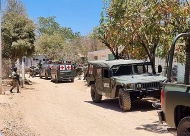 Militares de la Sedena cerca de la zona donde se dio la explosión del Laboratorio. Foto: Sedena.