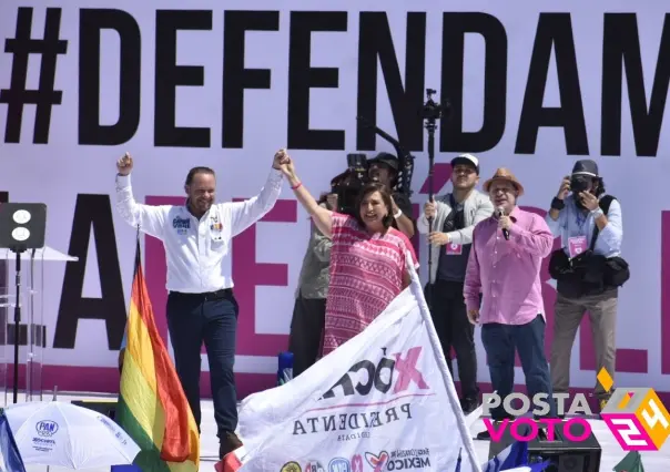 Xóchitl Gálvez encabeza la Marea Rosa en Zócalo de la Ciudad de México