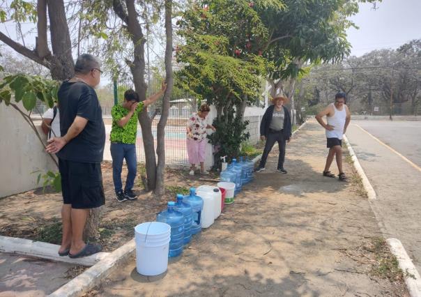 Delincuentes aprovechan para defraudar con pipas de agua