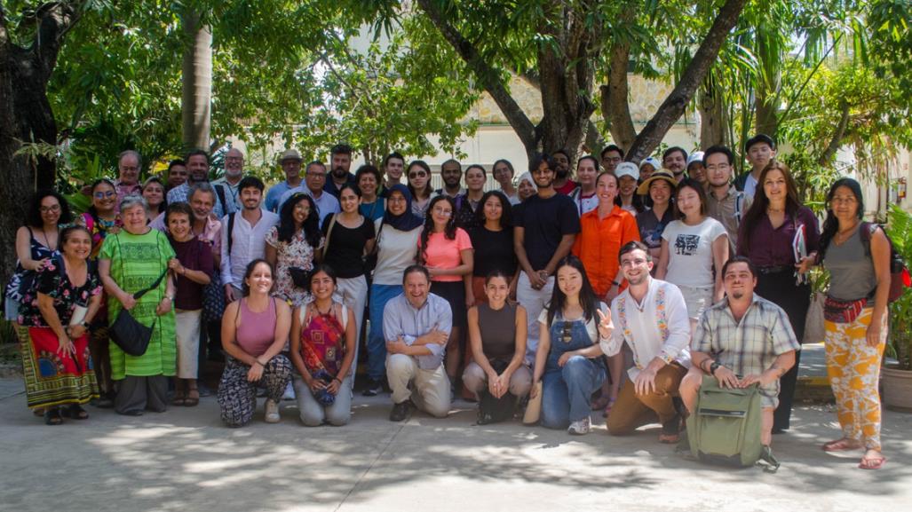 Estudiantes de la  UCL visitan Yucatán para analizar el Tren Maya