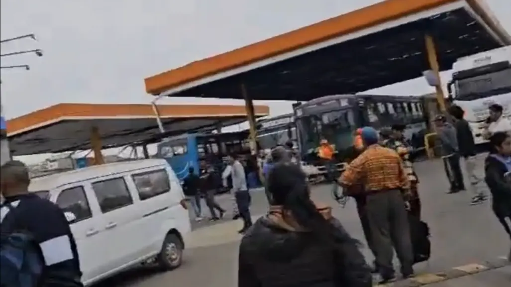 Perú: Explosión de grifo de gasolinera deja una persona muerta y varios heridos