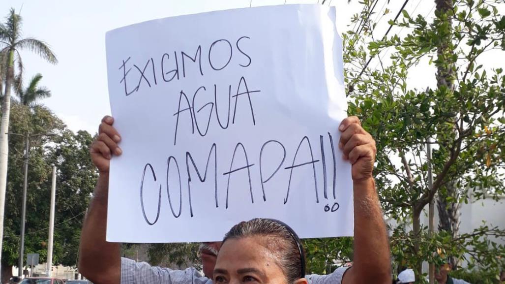 Protestan vecinos en Comapa Sur por no darles la cara