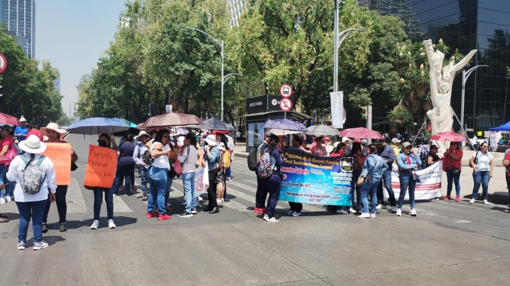 CNTE colapsa la zona central de la Ciudad de México con bloqueos en Reforma