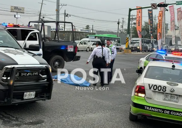 Muere hombre tras ser arrollado en la avenida Israel Cavazos