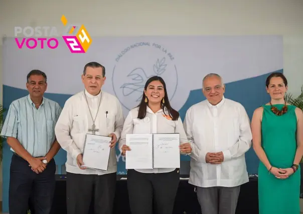 Vida Gómez Herrera firma Compromiso por la Paz en Yucatán