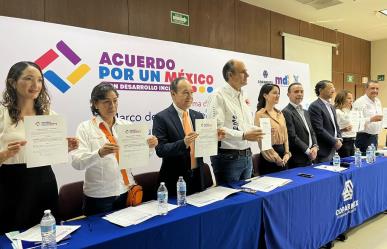 Candidatos y Coparmex firman Acuerdo por un México con Desarrollo Inclusivo