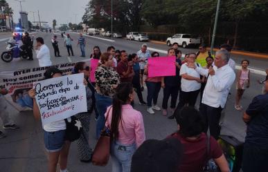 Se manifestan frente a la Casa de Gobierno; exigen basificación