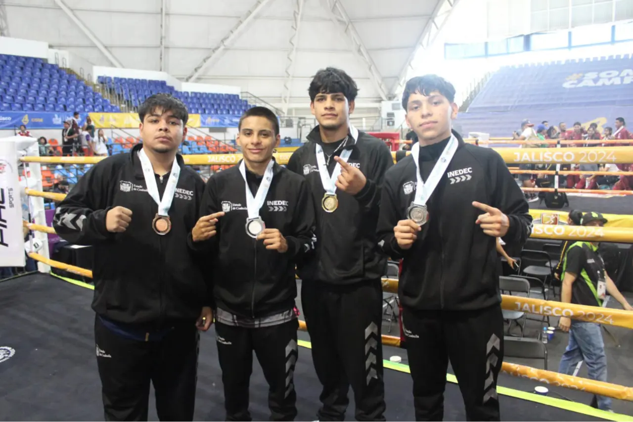 Boxeadores coahuilenses portando las medallas de su paso por los Nacionales Conade 2024 / Foto: Instituto Estatal del Deporte de Coahuila