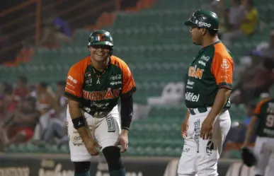 Leones de Yucatán saca aplastante victoria ante los Piratas de Campeche