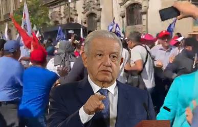 AMLO niega contacto con CNTE para sabotear la Marea Rosa