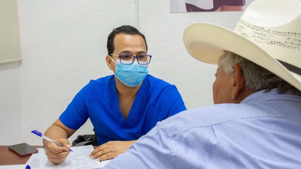 Realizan jornada de salud para prevenir cáncer de próstata en Tizimín