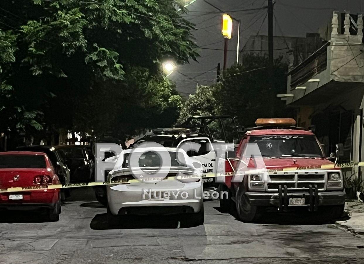 Elementos de la policía de Guadalupe acordonando la zona donde ocurrió el ataque. Foto: Raymundo Elizalde.