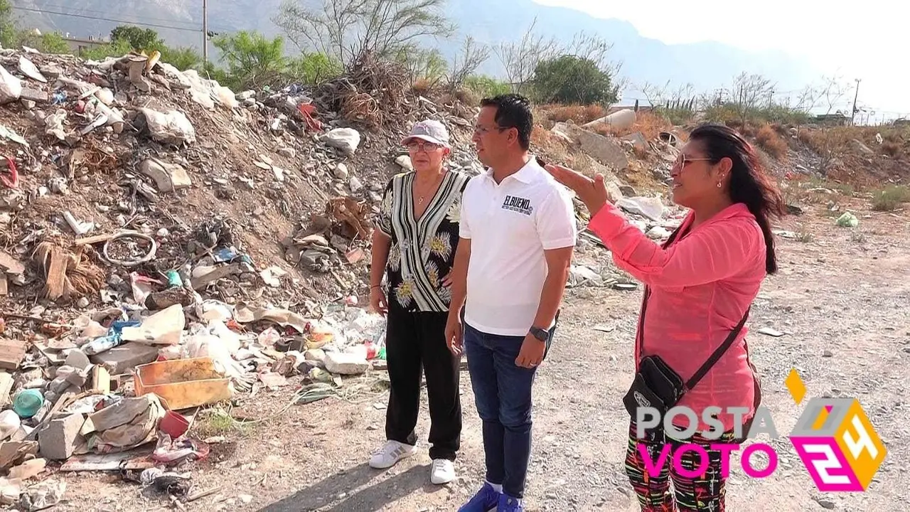 El candidato del PAN a la alcaldía de Santa Catarina, Héctor Castillo, en el arroyo El Obispo. Foto: PAN Nuevo León