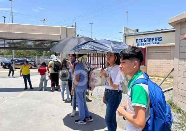 La ola de calor de la mano con la salud mental
