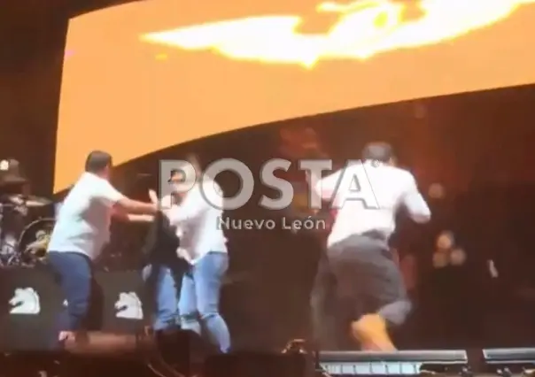 #VIDEO: Colapso de escenario en Nuevo León con Álvarez Máynez