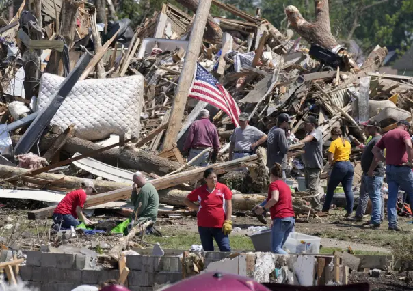 Tres tornados causan caos en Iowa: Estado de emergencia