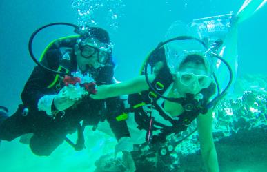 Bodas en cenotes de Yucatán, vive la experiencia de dar el ¡Sí! bajo el agua