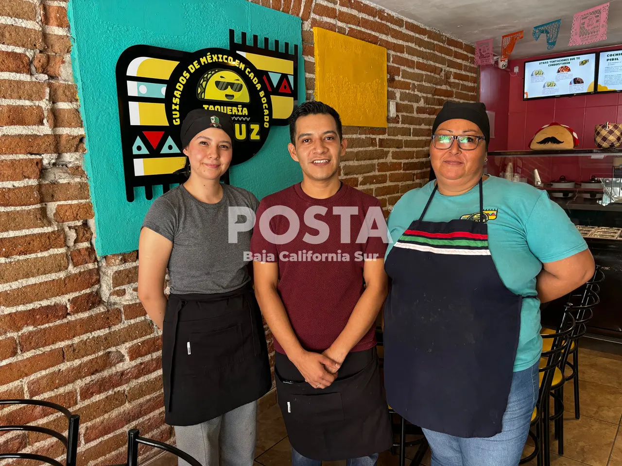 Trabajadores Taquería Taguz, La Paz, BCS. I Foto: Joel Cosío, POSTA.