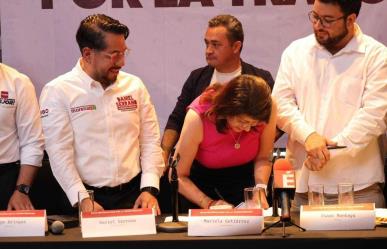 Mariela Gutiérrez firma Pacto Metropolitano para la transformación en Naucalpan