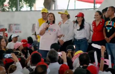 VIDEO Xóchitl visita Tepito, ahí piden matrimonio a Diana Barrios