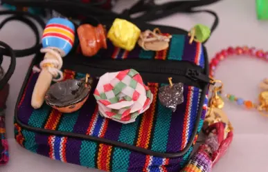 ¡Orgullo metepequense! Crean bolsas de hoja de maíz