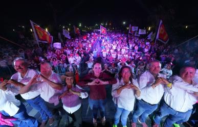 Respaldo masivo a Carmen Lilia Canturosas en cierre de campaña del Distrito II