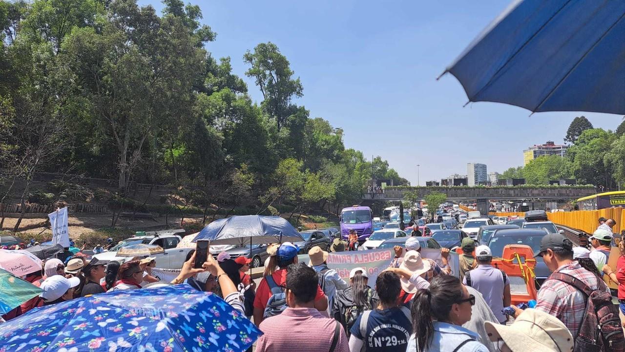 Bloqueo de CNTE. Foto: Archivo de Sección 9 Democrática CNTE