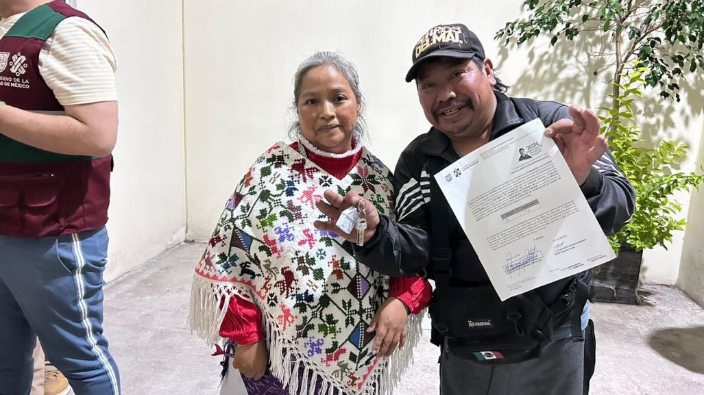 Gobierno entrega viviendas a 44 familias de comunidad Otomí en colonia Juárez