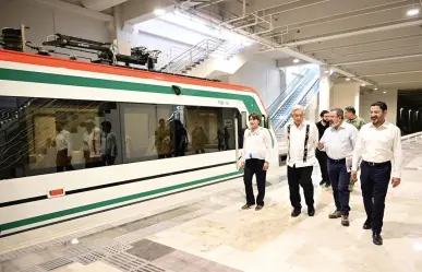 Recorren AMLO y Delfina Gómez obras del sistema de transporte masivo en Edomex