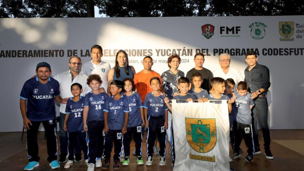 Jóvenes futbolistas representarán a Yucatán en campeonatos nacionales