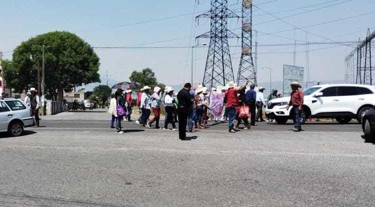 Bloquean la carretera Toluca-Atlacomulco en protesta Contra Bionatur