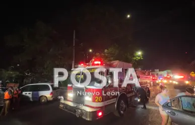 Incendio consume departamento en Monterrey