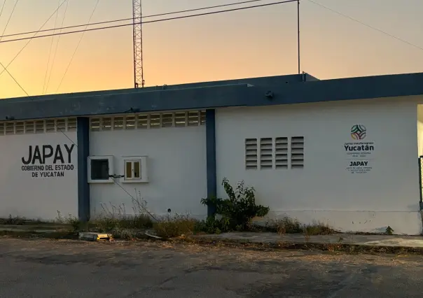 Vecinos denuncian problema de agua en la colonia García Ginerés