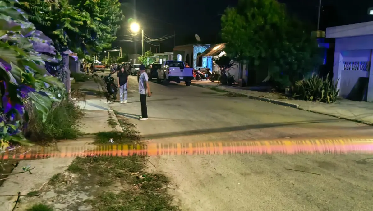 El hombre murió en una bodega de pescado donde llegó a pedir ayuda Foto: Héctor Moreno