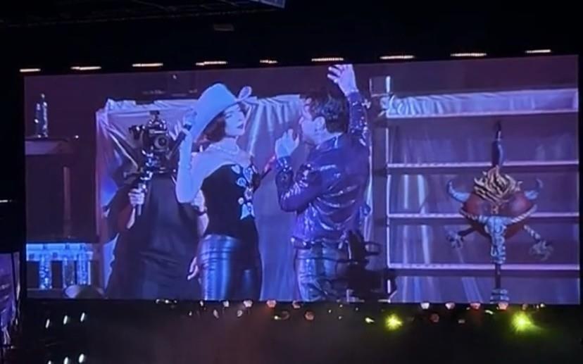 Ángela Aguilar canta con Christian Nodal en la Arena Monterrey (VIDEO)