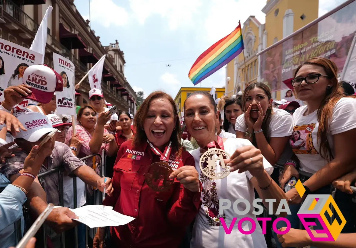 Más de 5 mil personas de distintas partes del estado, acudieron al cierre de campaña de Rocío Nahle, quien llegó acompañada de Claudia Sheinbaum. Foto: Rosalinda Morales / POSTA