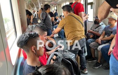 Mitigan el calor con gelatinas en vagón del metro